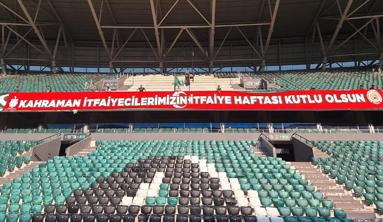 Kocaelispor’dan itfaiyecilerimize jest