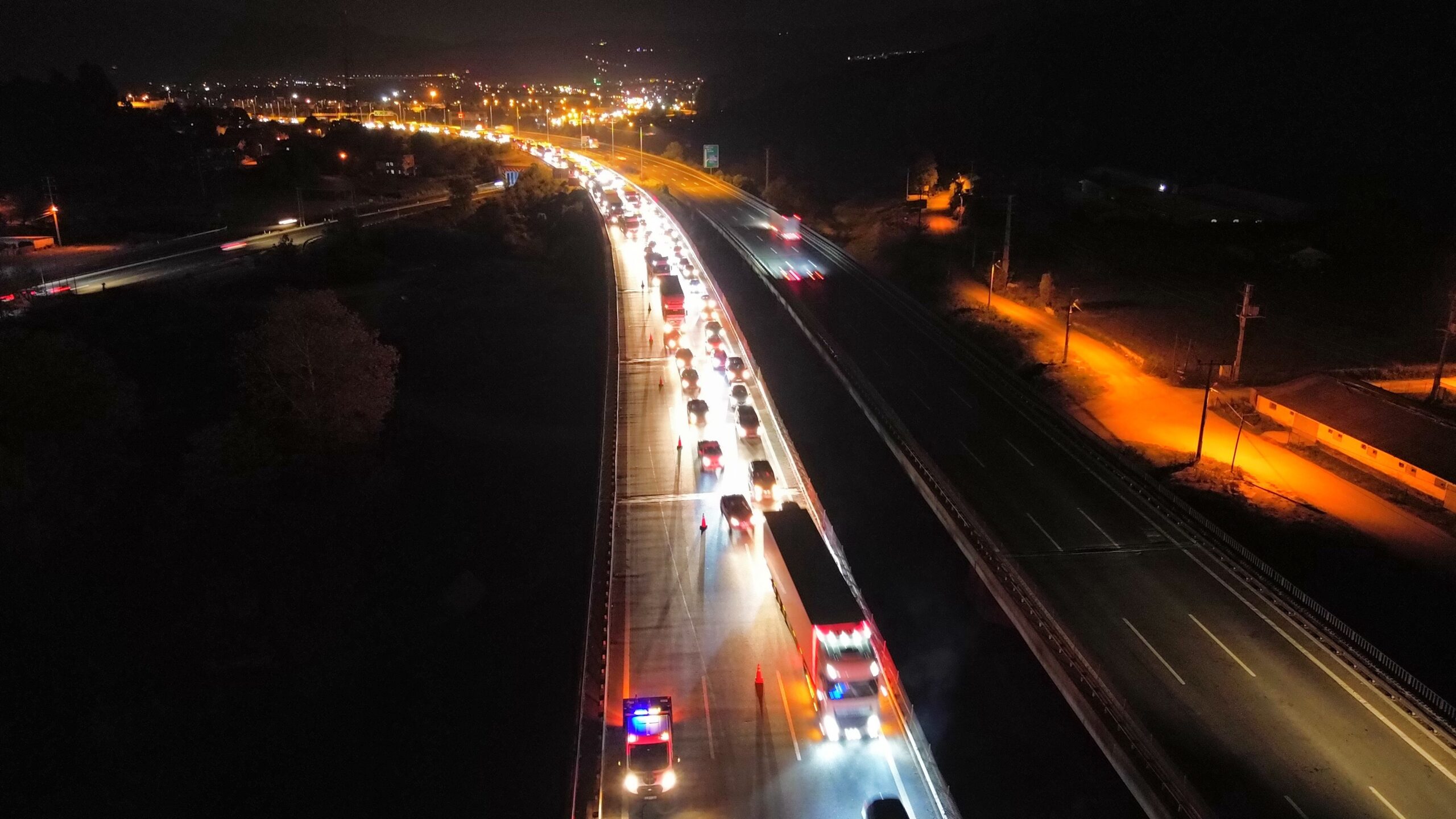 Anadolu Otoyolu'nda korkutan yangın: Cayır cayır... - Resim : 5