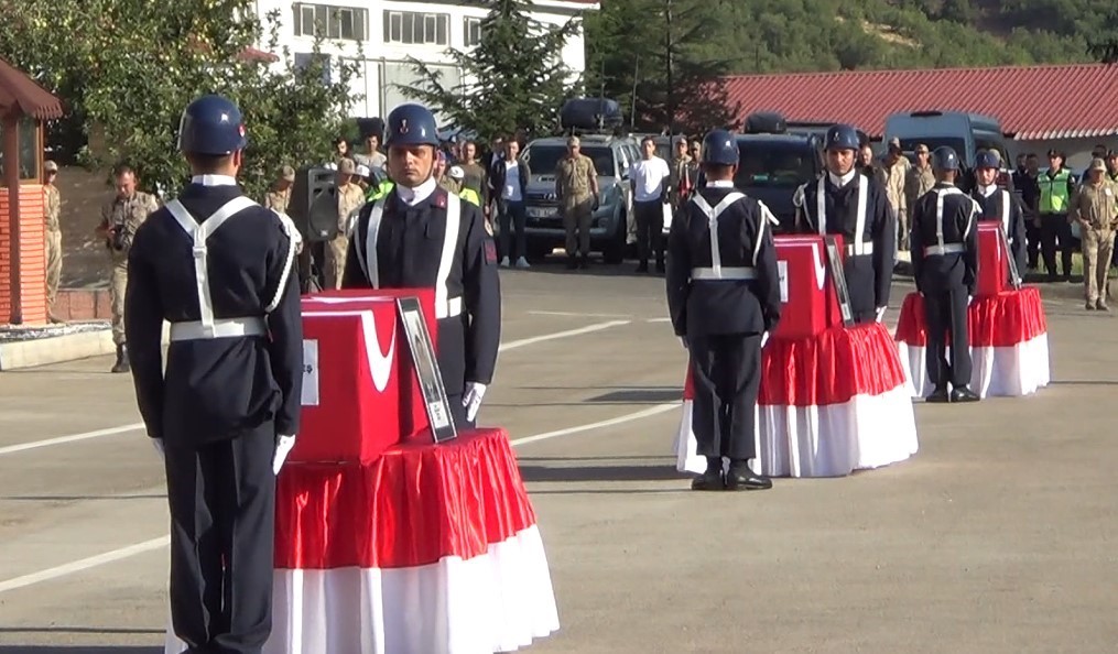 Asker baba olacaktı... Eşi Balıkesir'de doğum yaptı - Resim : 1