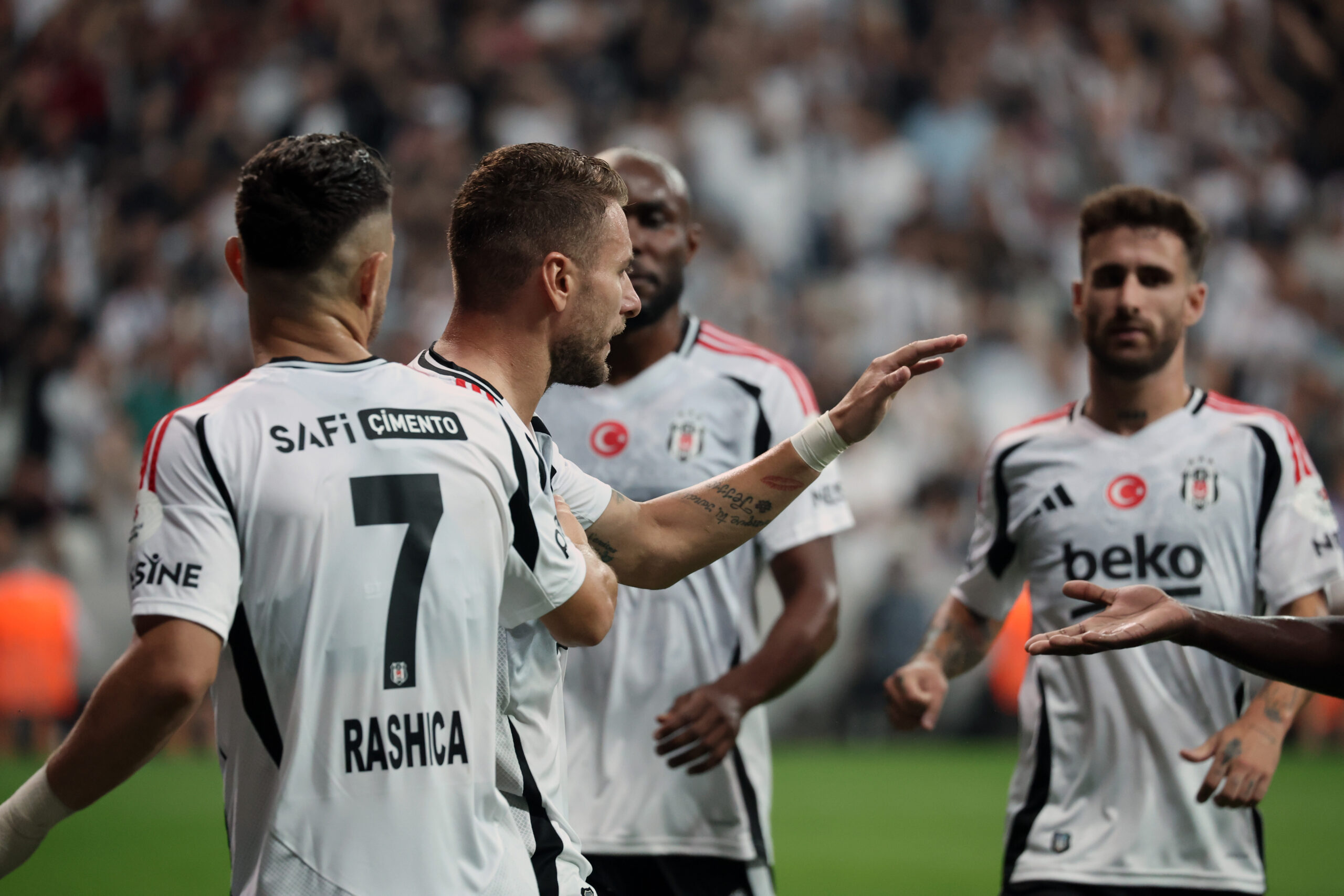 Beşiktaş'ta seri sürüyor! "2-0" - Resim : 2