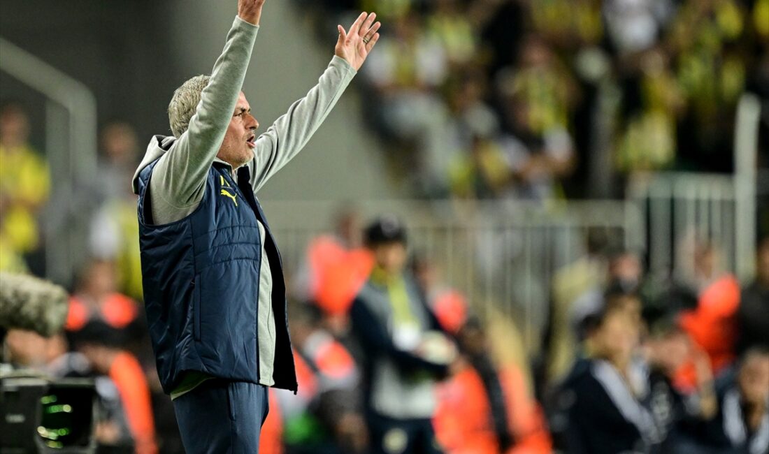 Fenerbahçe Teknik Direktörü Jose