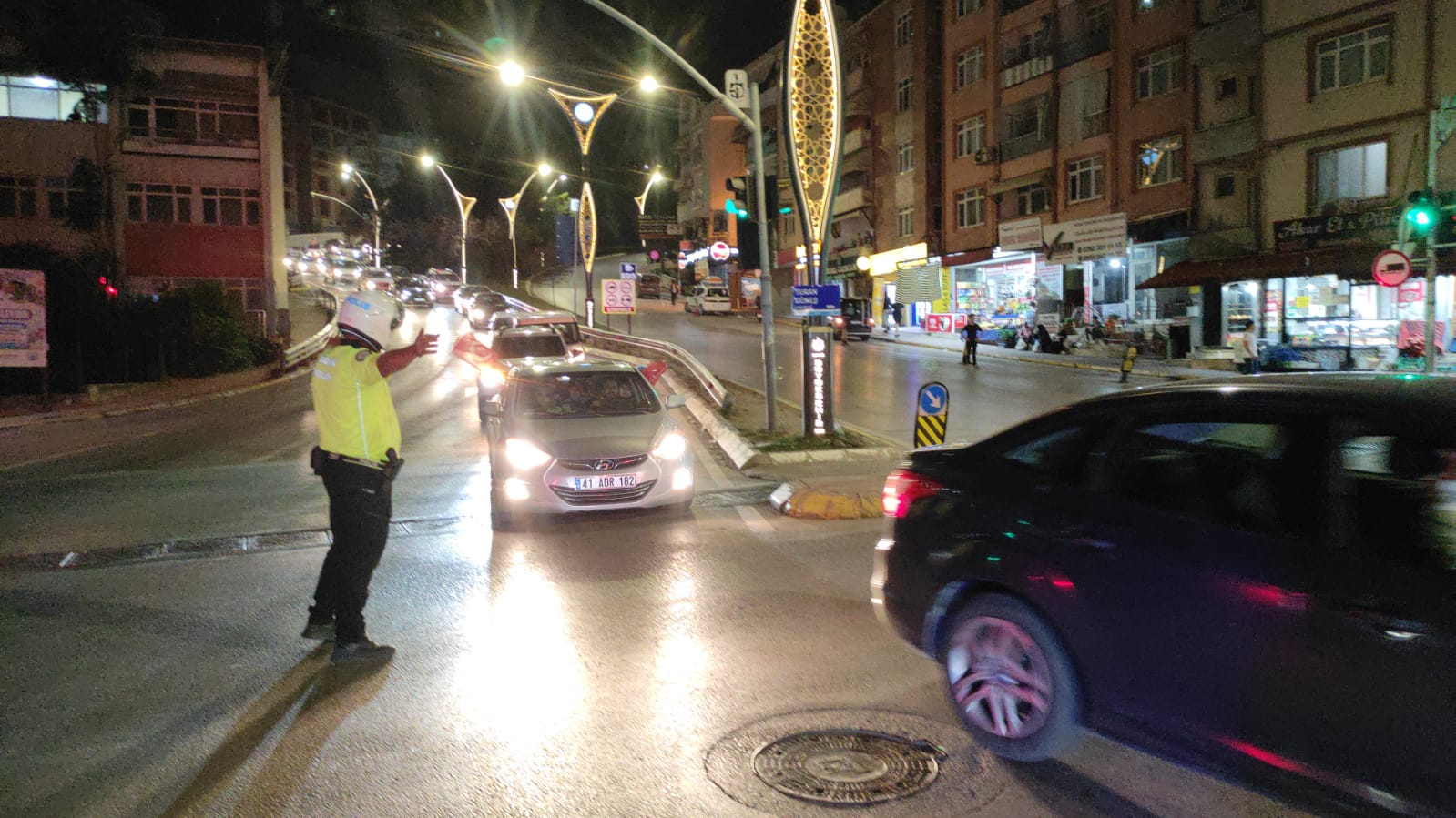 Kandıralılar pes etmedi! İzmit'te konvoy yaptılar - Resim : 1