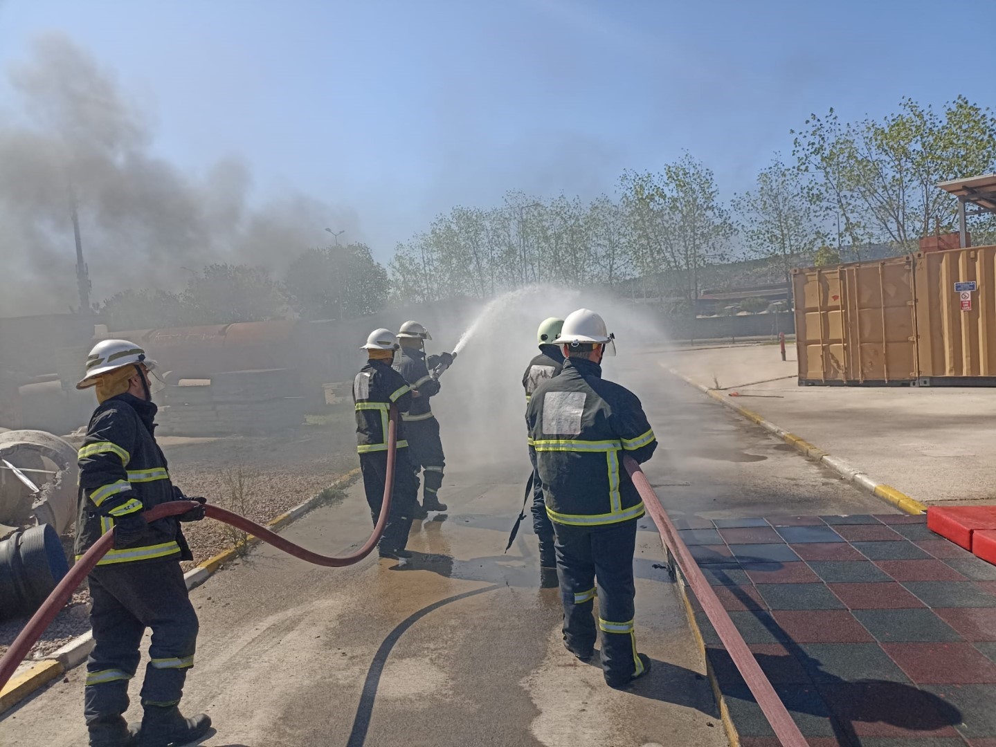 Kocaeli itfaiyesinden acil durum eğitimi - Resim : 3