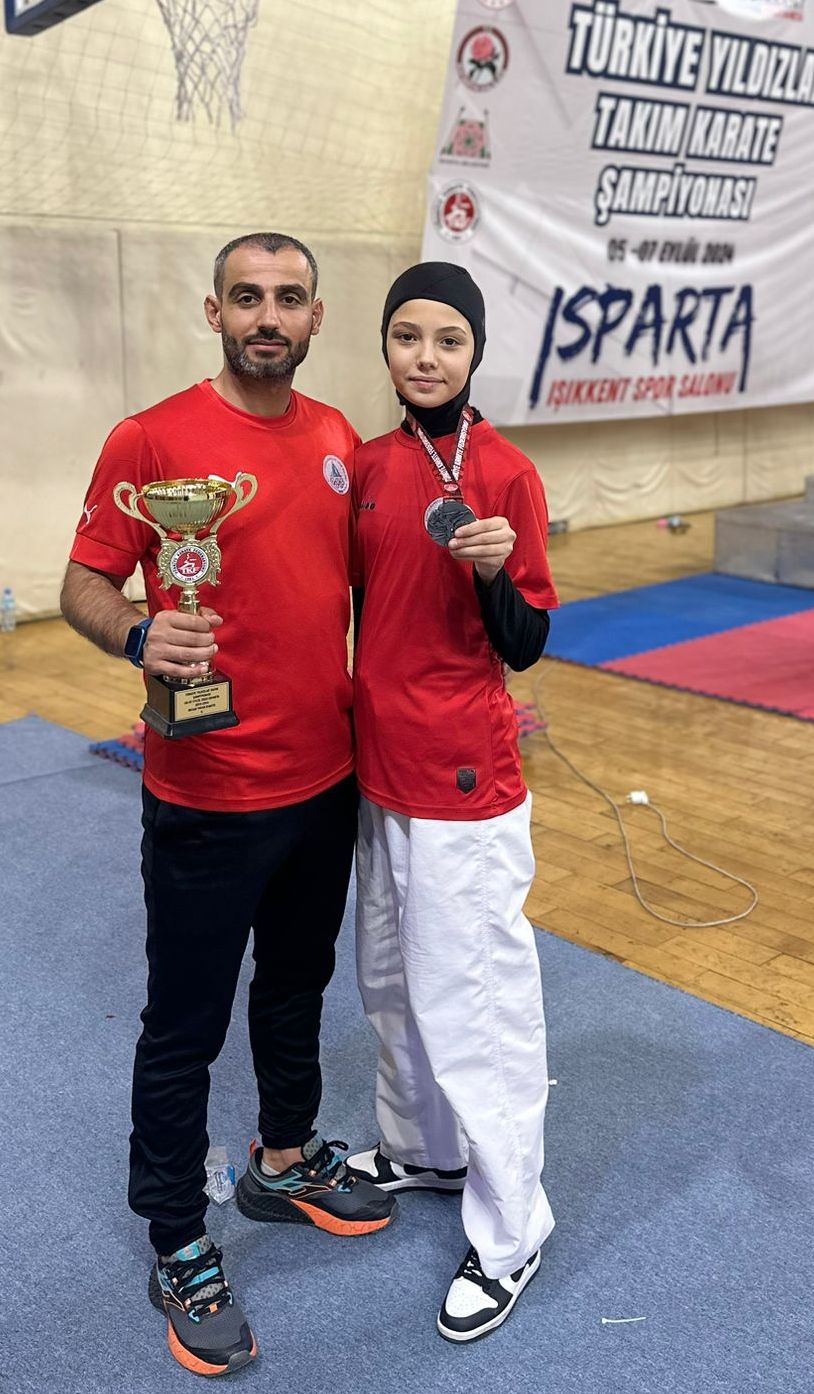 Körfez yıldız kız karate yenilgisiz finalde... Türkiye ikincisi oldular - Resim : 1