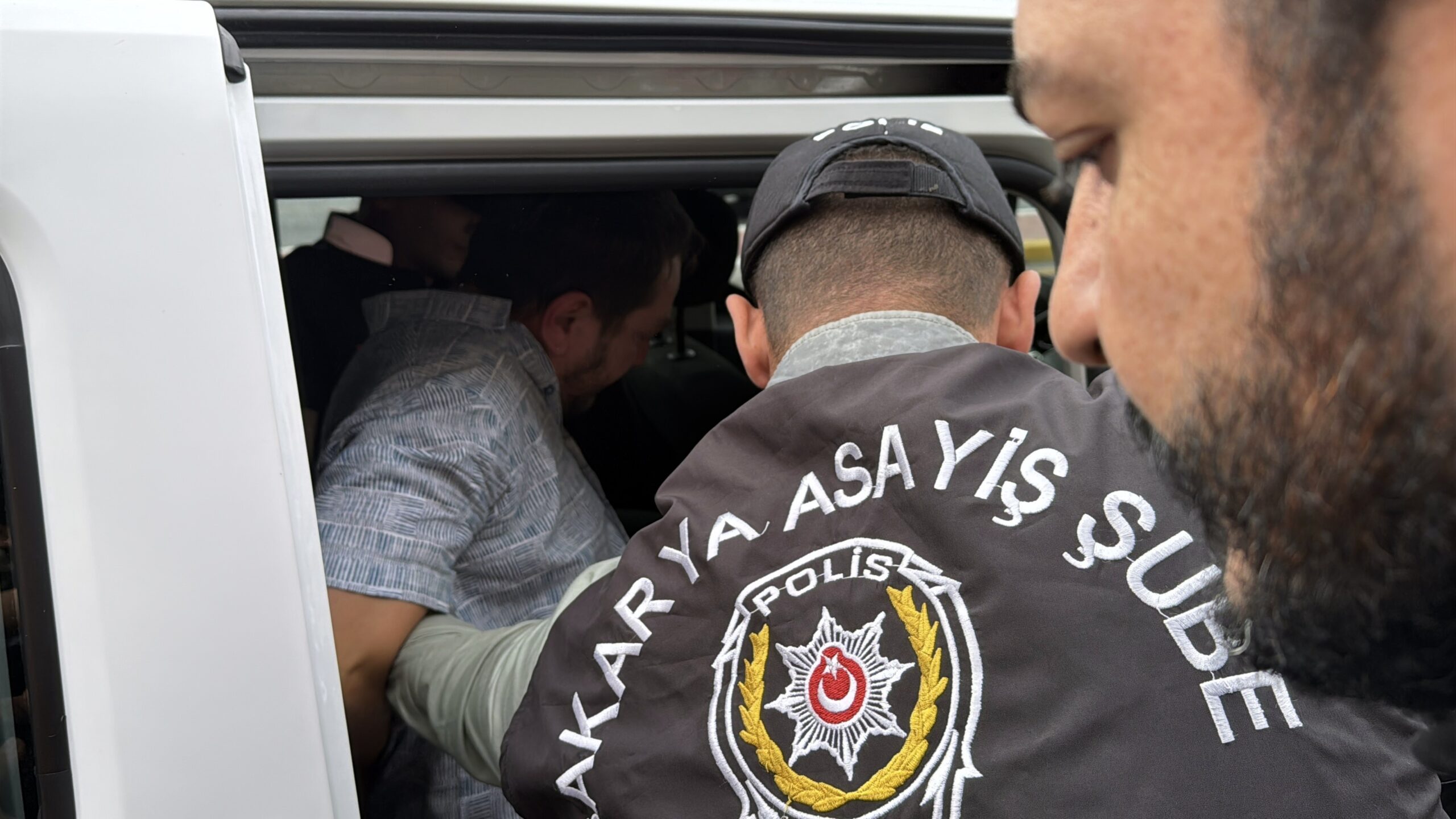 Kulüp başkanına tokat atan şahıs tutuklandı - Resim : 1