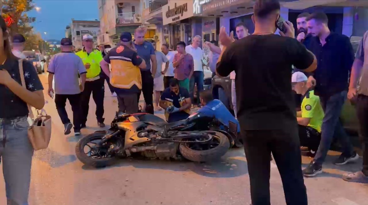 Motosikletin çarptığı yaya metrelerce savruldu! - Resim : 2