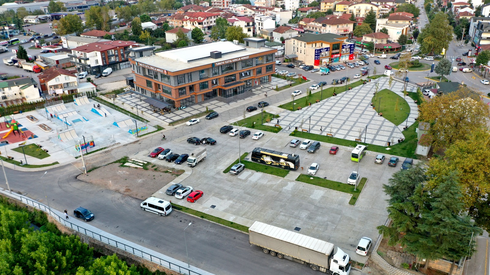 Başiskele’de gençlerin yeni toplanma yeri